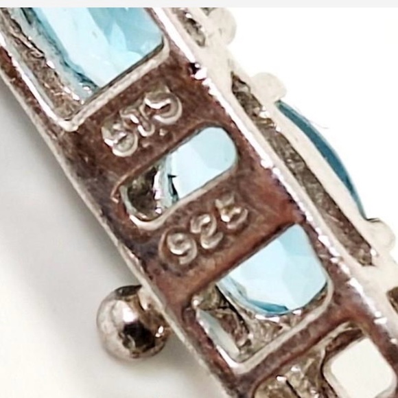 Blue topaz 💎 sterling silver tennis Bracelet - Picture 7 of 11
